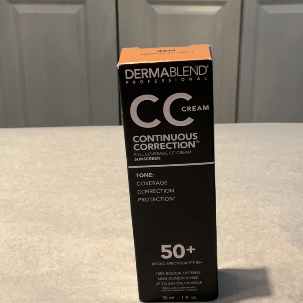 NWT Dermablend CC Cream Medium to Tan 1